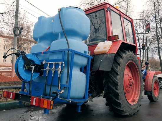 Коммунальная установка высокого давления для тракторов 1000 литров 30л-мин 200 бар