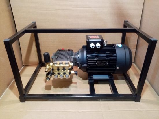 Моноблок высокого давления Danau с рамой и регулятором (200 Бар 15л/мин) GME-MB-5,5-200-15-DBR-R