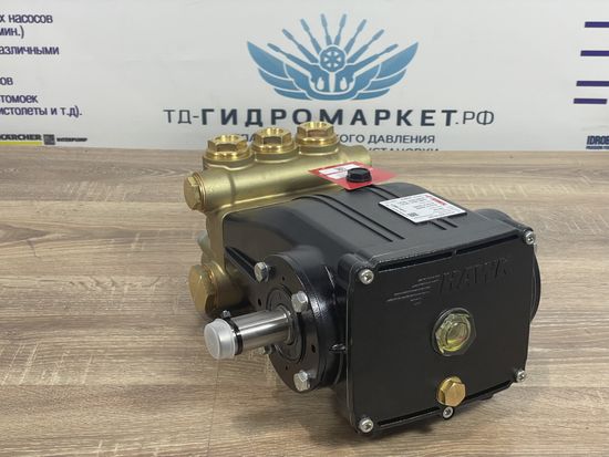 Трехплунжерный насос высокого давления Hawk XXT7015IR (70 л/мин 150бар) 20 кВт