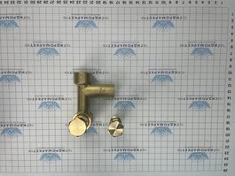 Комплект переходного соединения регулятора. Дав. VRF 2 нижняя часть (X=25 Y=62-75 G 1\2 - G 3\8)