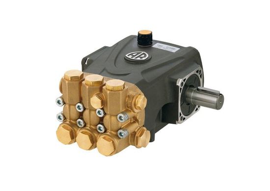 Трехплунжерный насос высокого давления Annovi Reverberi RRA 5.5G30 N DX. (17 л/мин 205бар) 6 кВт