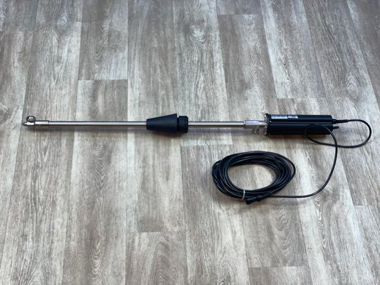 Насадка для мойки емкостей M21E с электроприводом; 250 Бар ;10-21 л/мин; 550мм; 360град.; 12В. вход 22*1,5ш. 25.4300.00