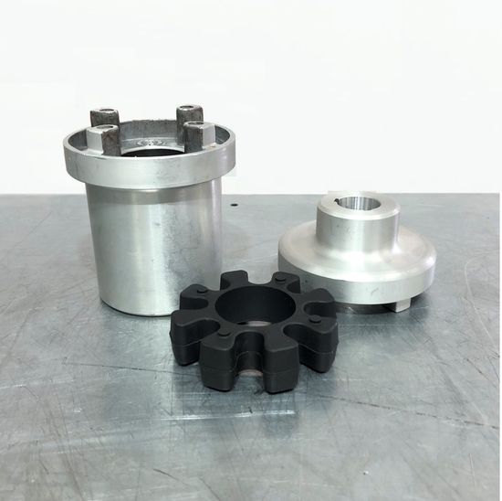 Муфта (24-28мм) с пластик.вставкой 796