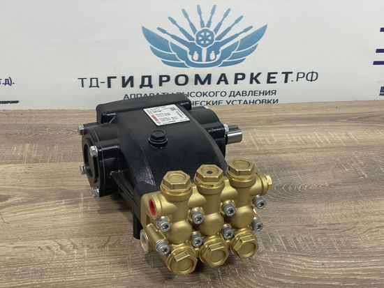 Трехплунжерный насос высокого давления Hawk NMT 1520 R (15 л/мин 200бар) 5,7 кВт