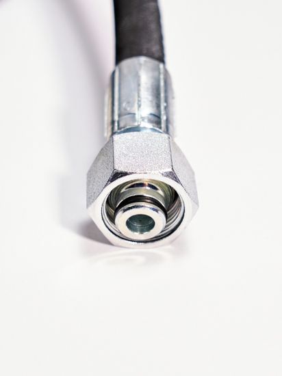 Шланг высокого давления DIN 2SN d=08 L=15 м муфта 22,15 *2 350 бар