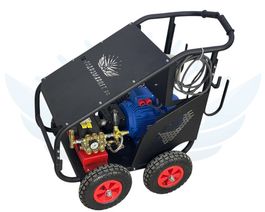 Аппарат высокого давления 400 бар 15 л/мин GM Pump электрический с двойной защитой в базовой комплектации