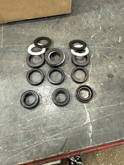 Rindevand (RV) Манжеты ВД Kit for JD 1520/1530/1535N/2030N комплект